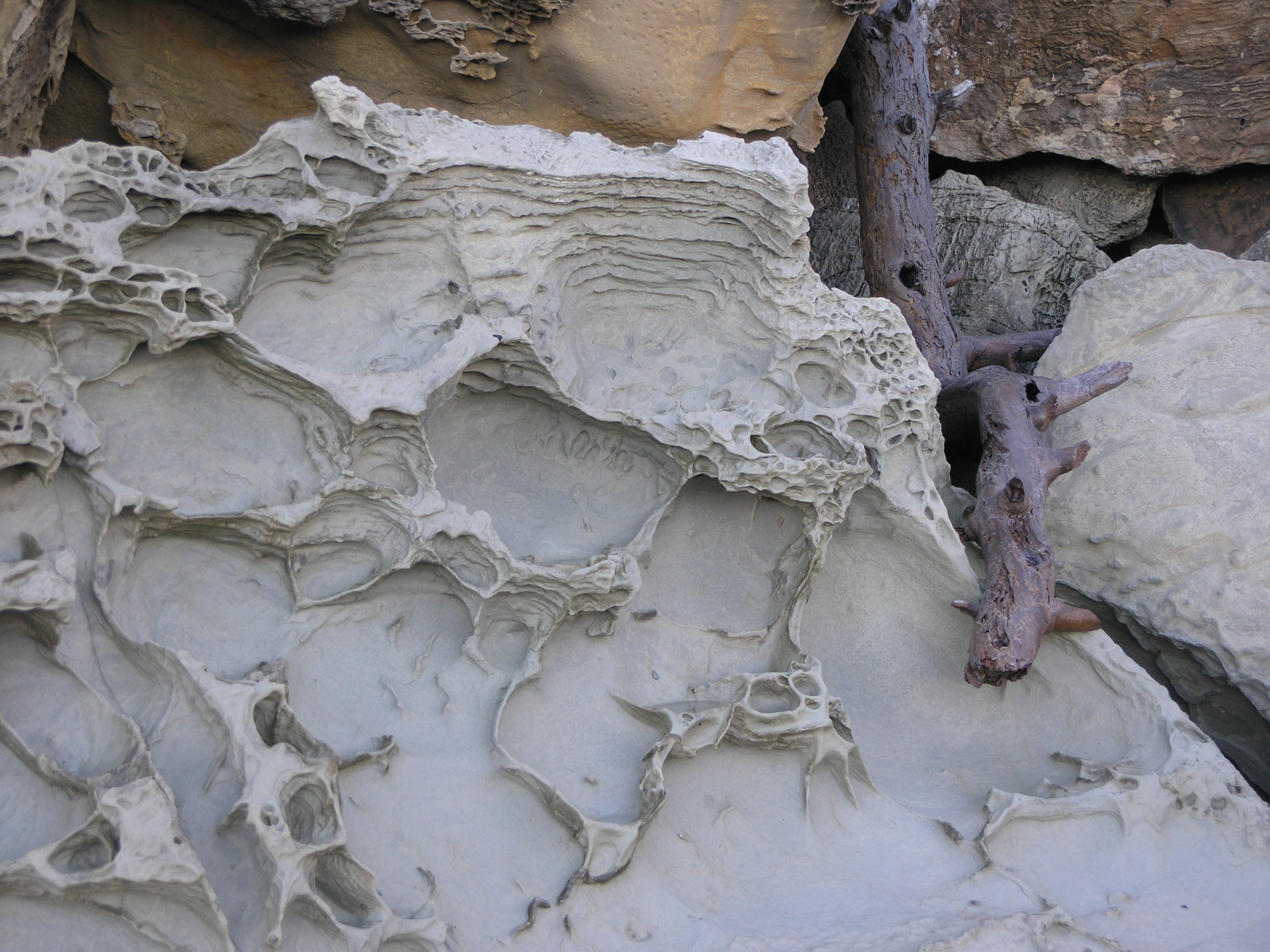 Honeycomb weathring -2